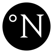 N (Hvid Outline) - Sticker